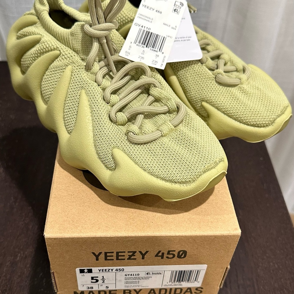 Yeezy 450 Resin